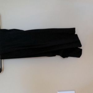 Motherhood maternity black leggings large